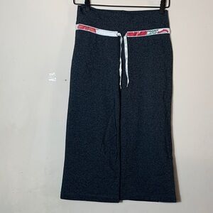 lululemon athletica vintage dark grey Wide Leg Capri Gaucho style cropped pants